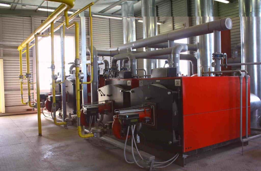 mantenimiento industrial de una planta en la zona de calderas