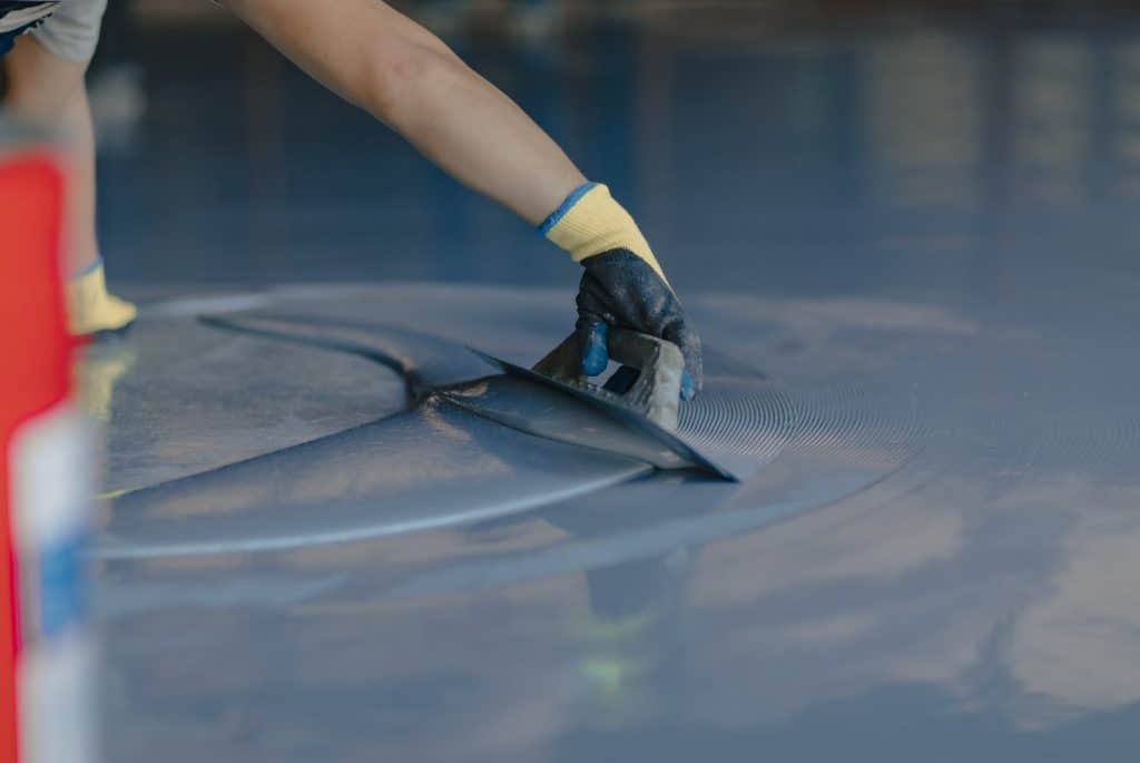 pintura epóxica para pisos industriales, plantas de producción y bodegas